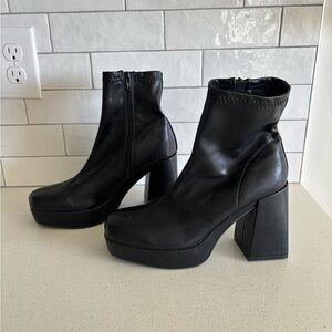 Womens Diba Platform Chunky High Heel Ankle Boots Black Square Toe Size 8 EUC